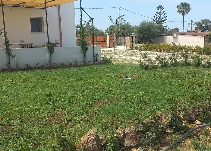 בית נופש Almademari Giglio Casa פקינו