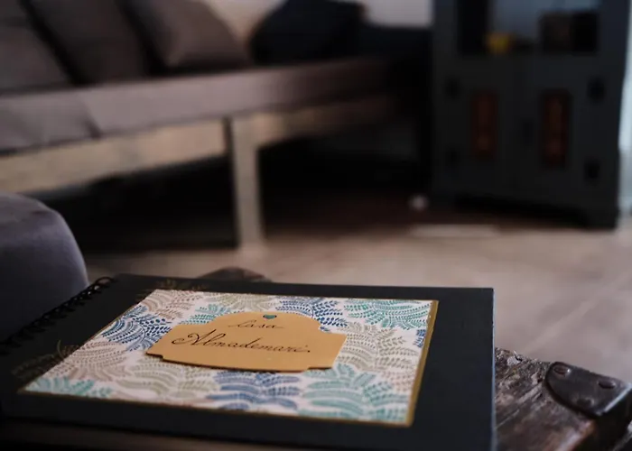 Almademari Giglio Casa *